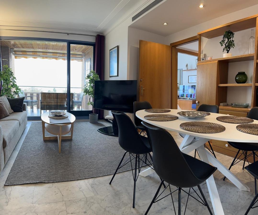 Lets Holidays Apartment Sea Views In บาร์เซโลนา ภายนอก รูปภาพ