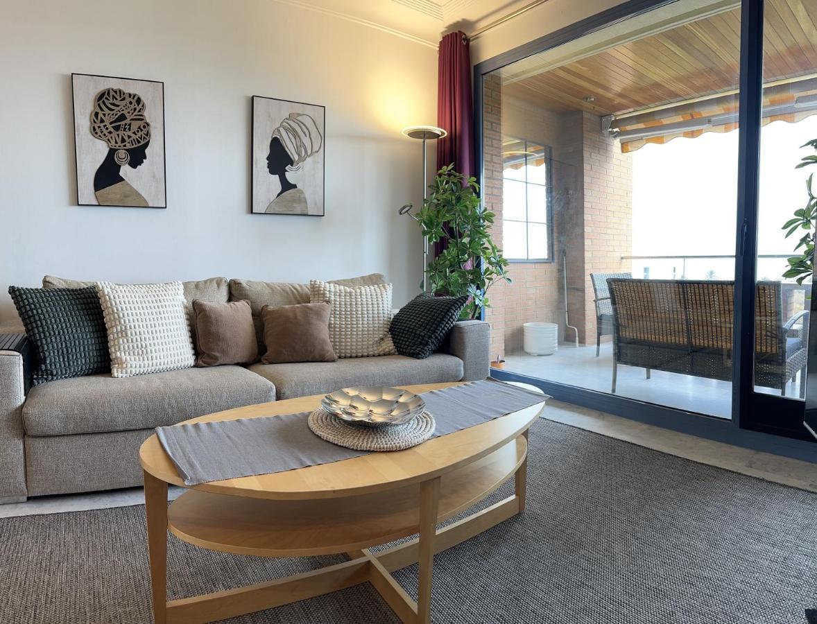 Lets Holidays Apartment Sea Views In บาร์เซโลนา ภายนอก รูปภาพ