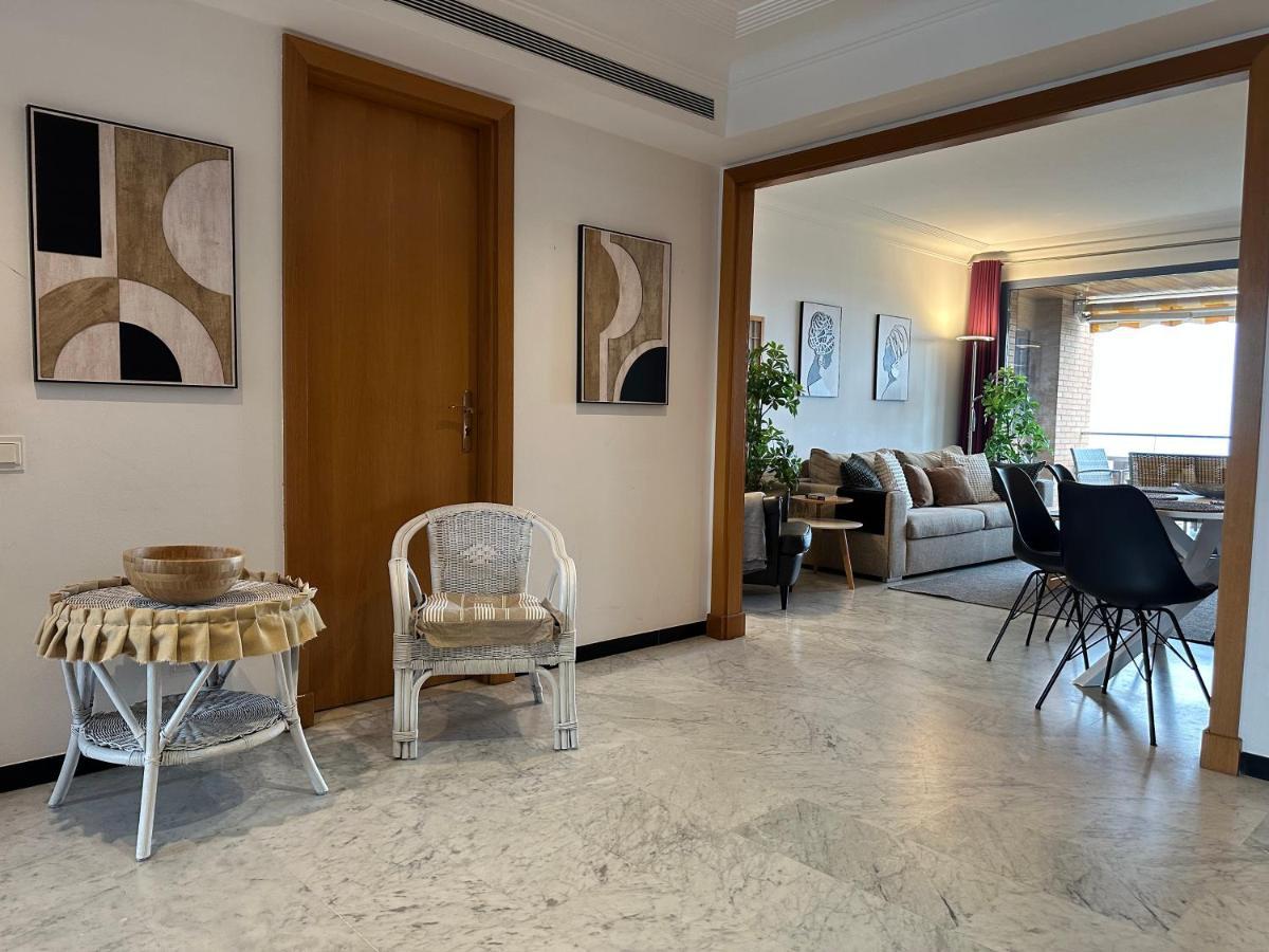 Lets Holidays Apartment Sea Views In บาร์เซโลนา ภายนอก รูปภาพ