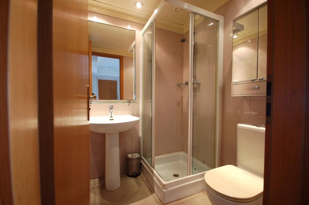 Lets Holidays Apartment Sea Views In บาร์เซโลนา ห้อง รูปภาพ